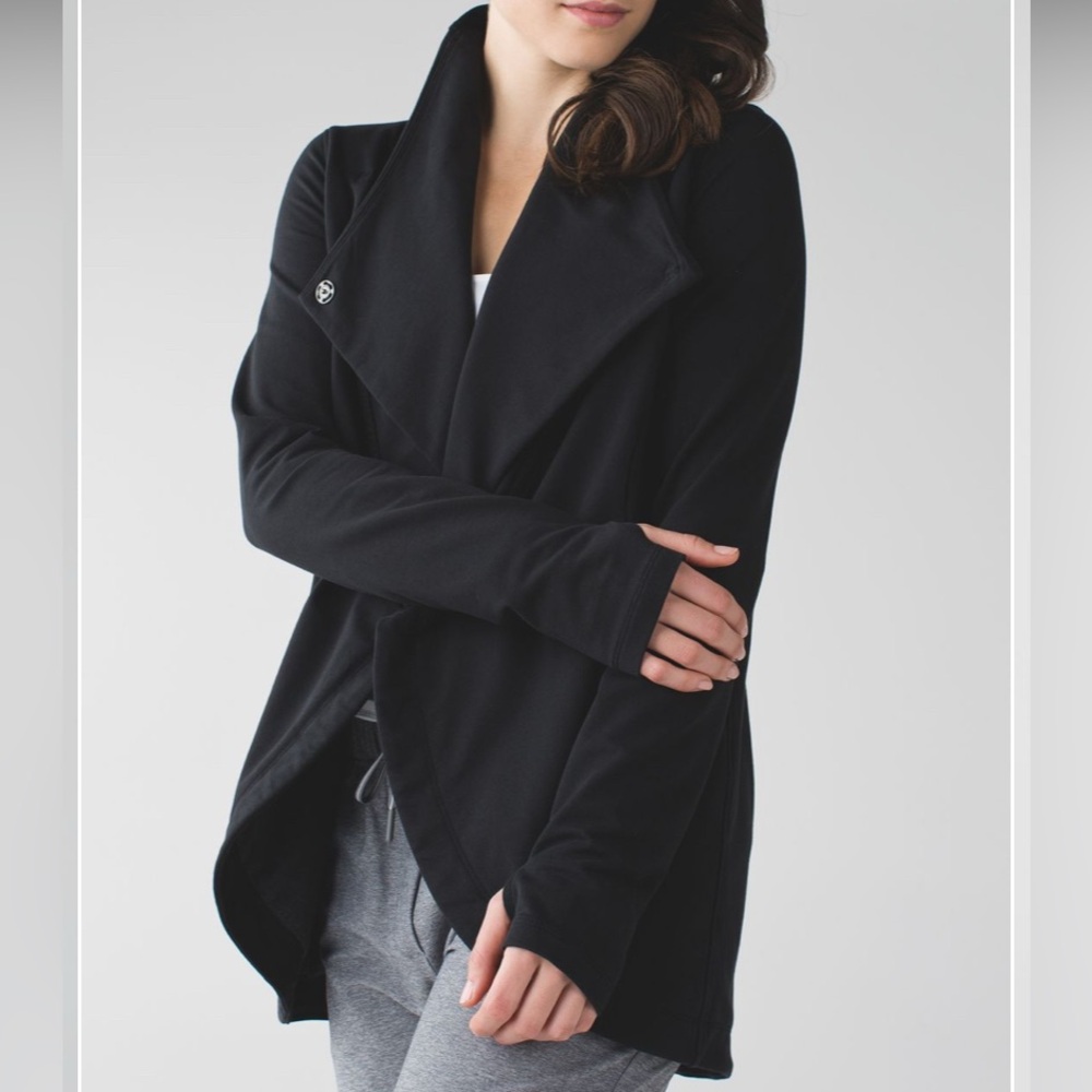 LULULEMON Women’s That’s A Wrap Cardigan Jacket Black size: 6